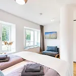 Prora - Exklusive Maisonette Ferienwohnung mit Sauna und Meerblick - Baltic Beach Home Binz