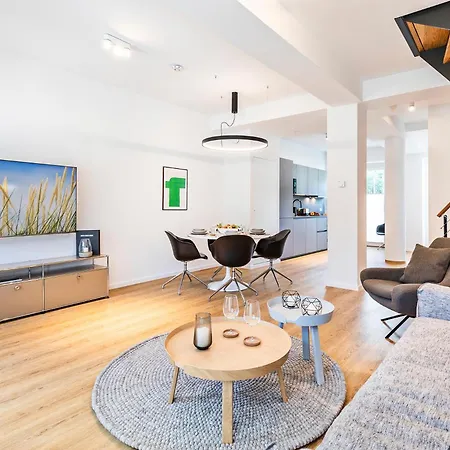 Prora - Exklusive Maisonette Ferienwohnung mit Sauna und Meerblick - Baltic Beach Home